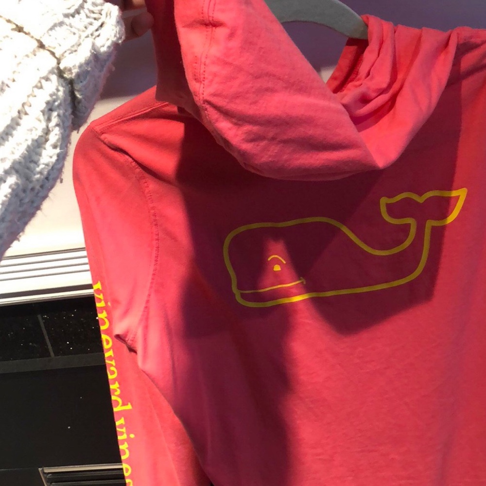 Vineyard Vines hoodie